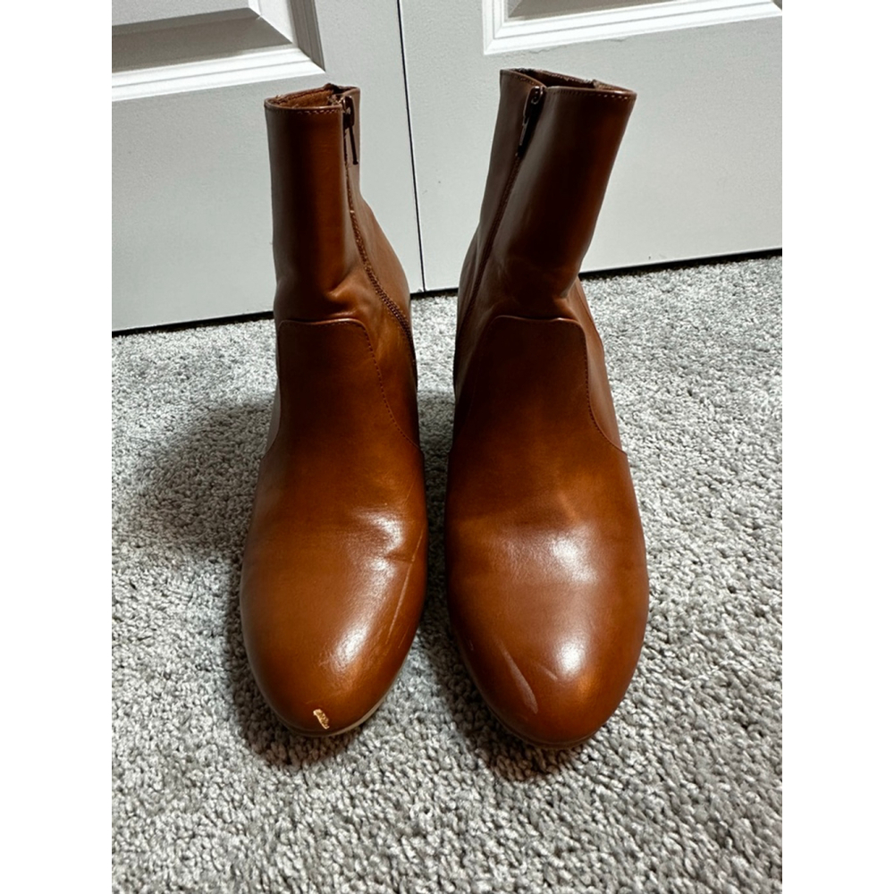 Old Navy Cognac Brown Ankle Boots & Booties Size 10